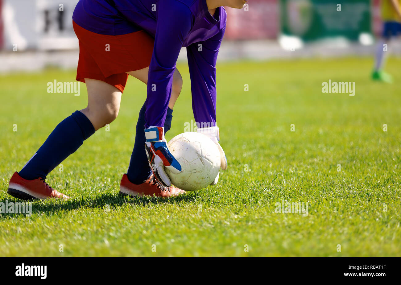 goalie soccer cleats