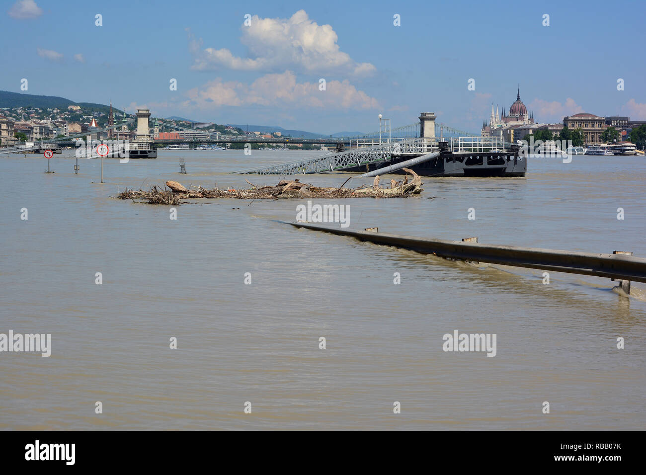 Danube river Flood in Budapest, Hungary. Arviz a Dunan Budapesten Stock
