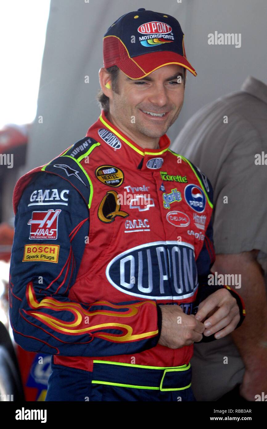 Jeff Gordon at the NASCAR Nextel cup drivers open practice at Homestead Miami Speedway, Homestead FL. October 16, 2006.  Credit: mpi04/MediaPunch Stock Photo