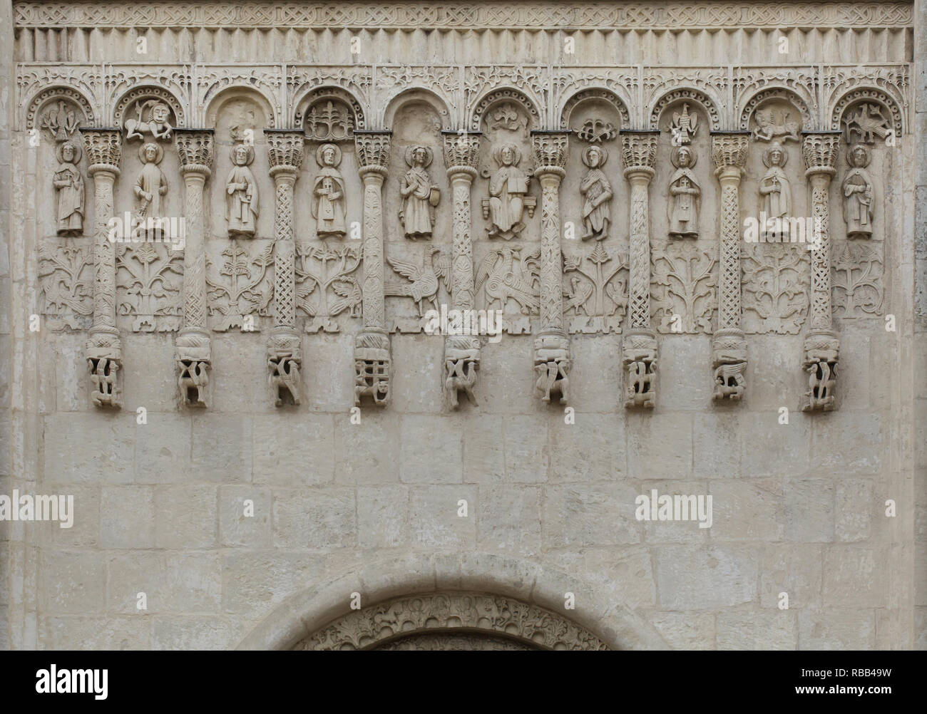 Blind arcading arcade hires stock photography and images Alamy