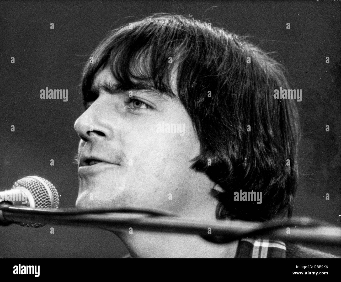 james taylor, london 1973 Stock Photo Alamy
