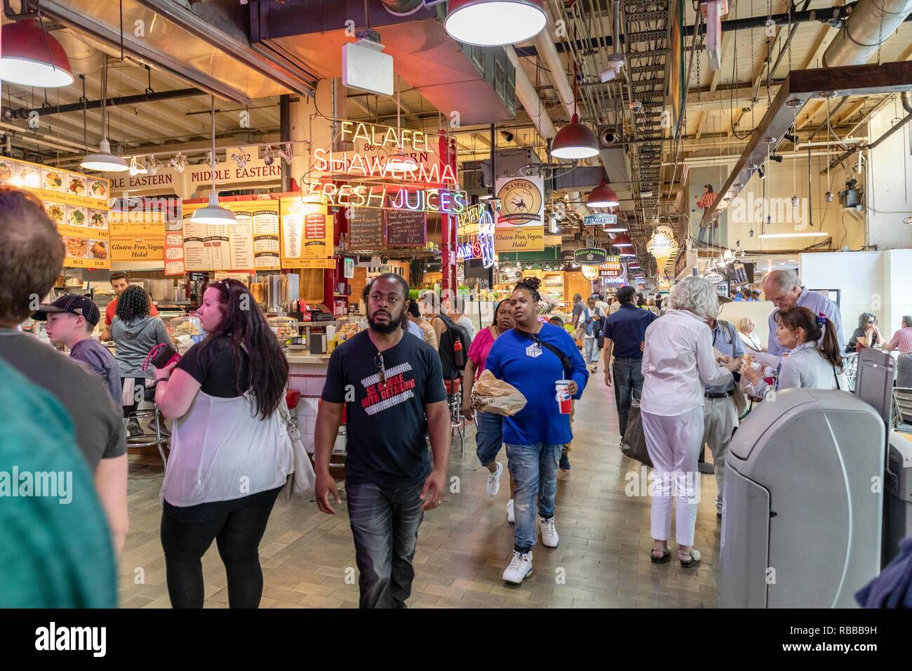 Page 2 - Reading Terminal Market Philadelphia High Resolution Stock  Photography and Images - Alamy