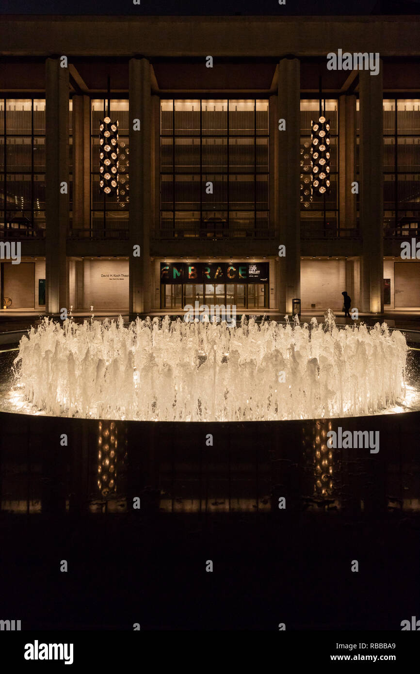 Charles H. Revson Fountain. Lincoln Center for the Performing Arts