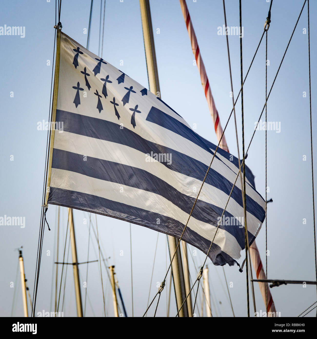 Breton Flag Waving In The Wind On A Sailing Ship Stock Photo Alamy Breton Flag Waving In The Wind On A Sailing Ship Stock Photo Alamy