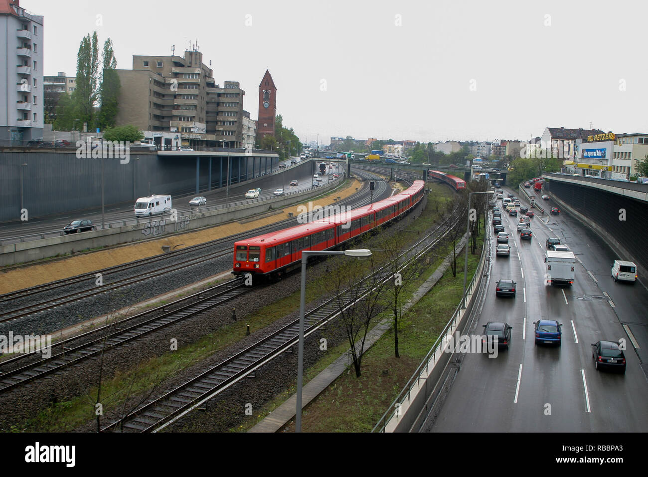 S-Bahn train travelling on the Ring, Berlin, Germany Stock Photo - Alamy