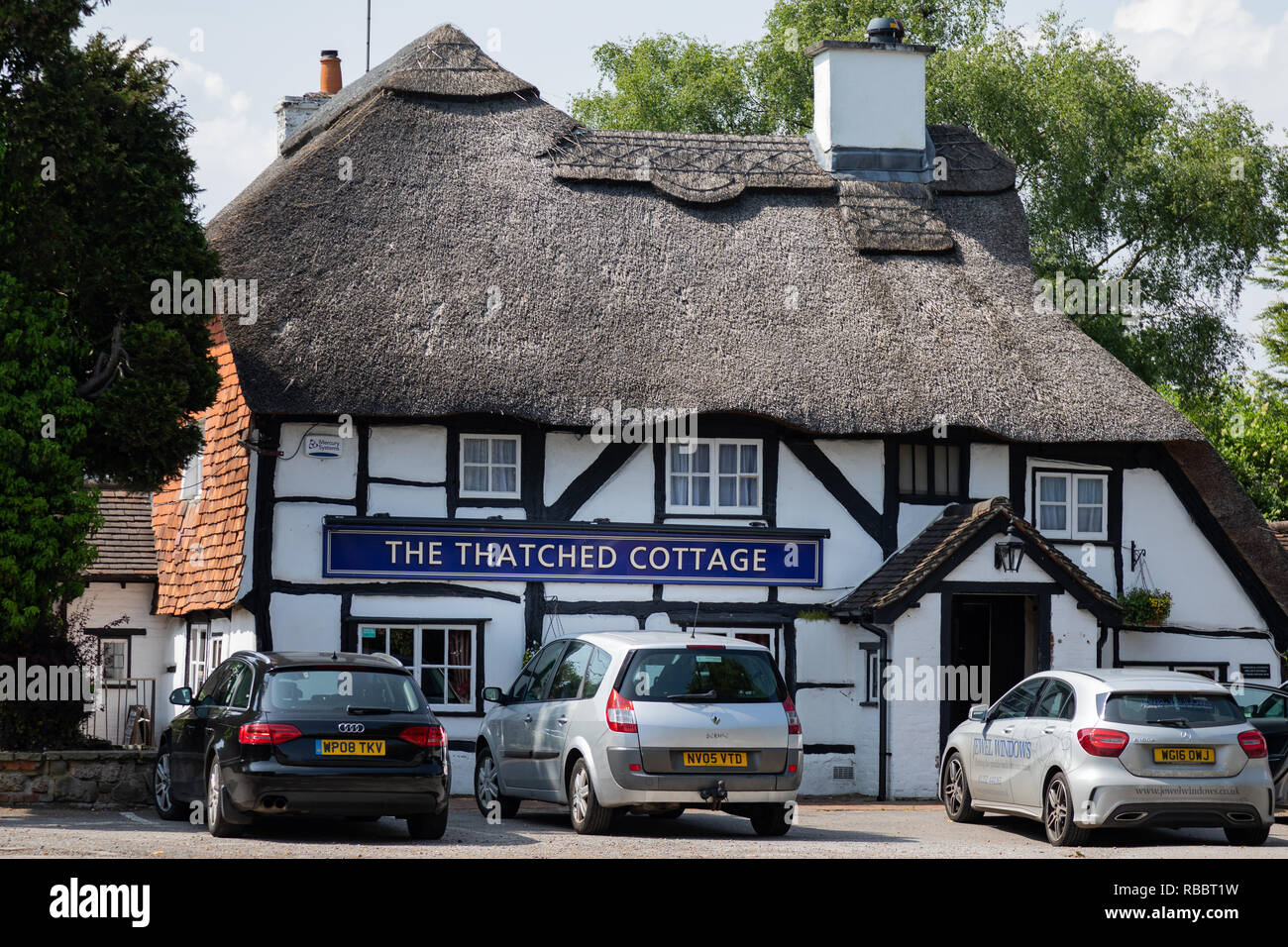 Thatched Cottage Pub, Prospect Road, Farnborough, Hampshire, UK Stock