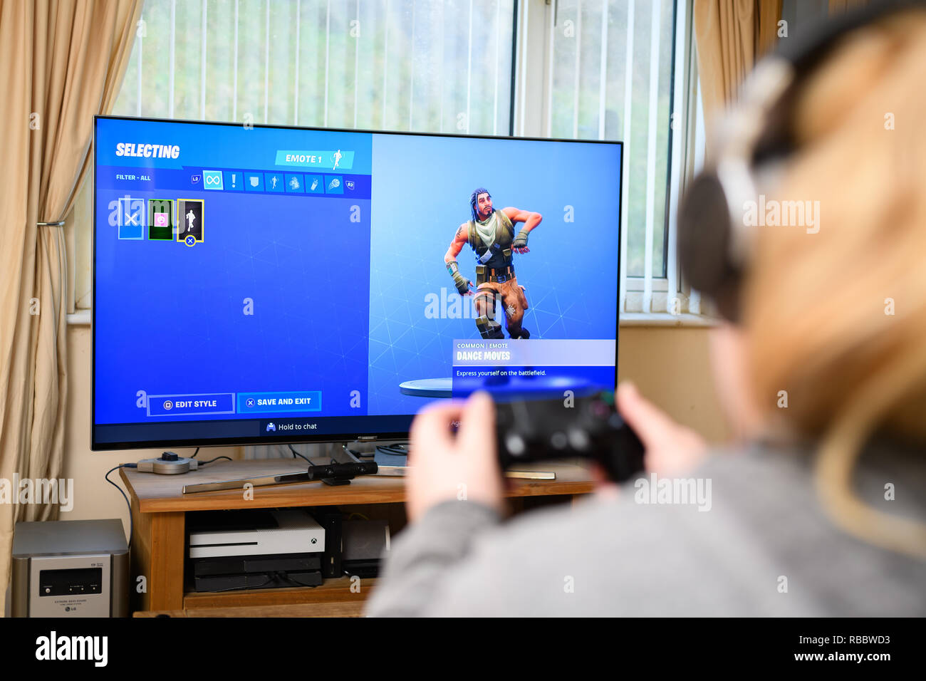 Cardiff, Wales - January 09, 2019: Teenager Girl playing Fortnite video  game, Fortnite is a web based multi player survival game developed by Epic  Gam Stock Photo - Alamy