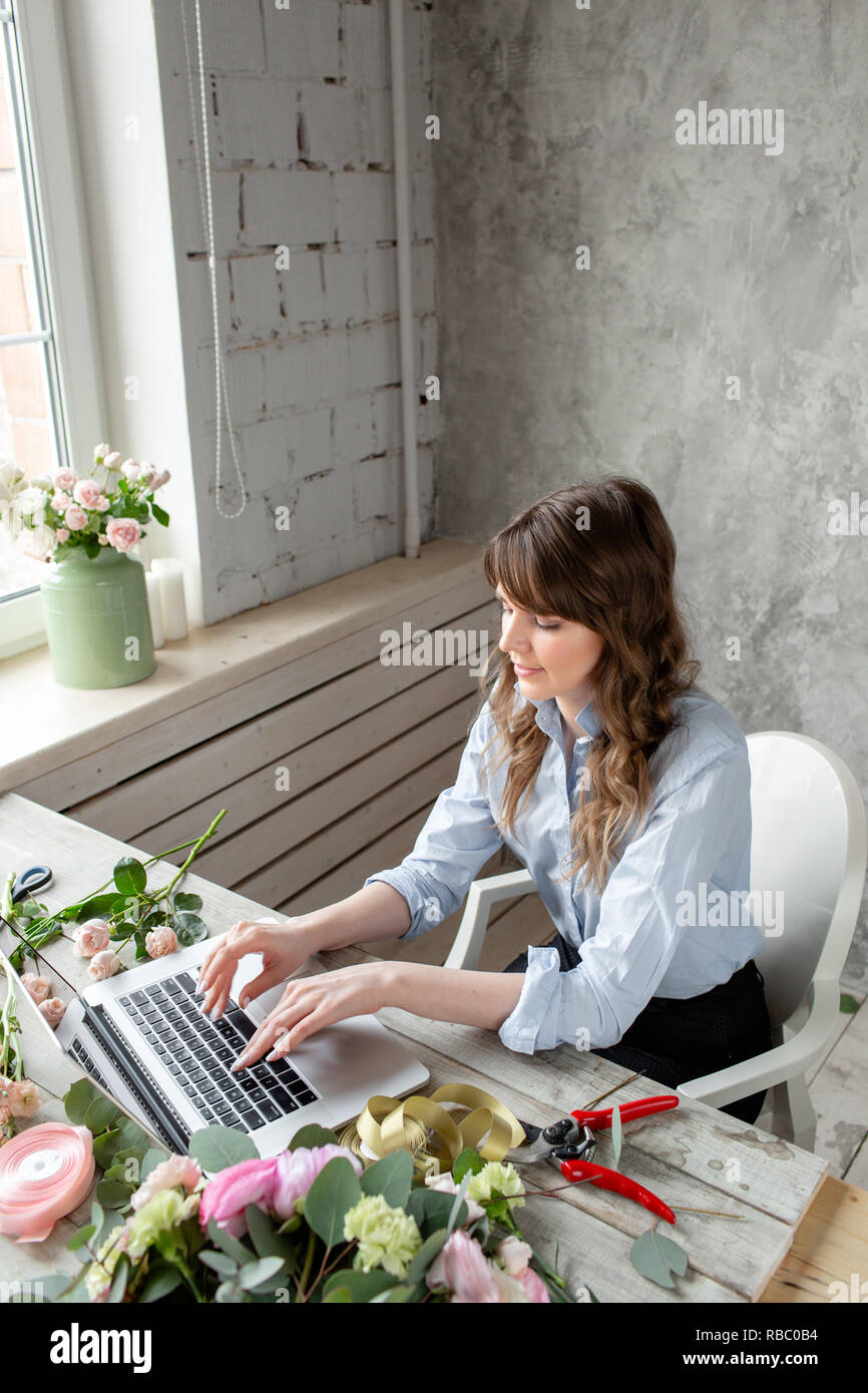 Woman blogger and content creators of social networks and blog flower