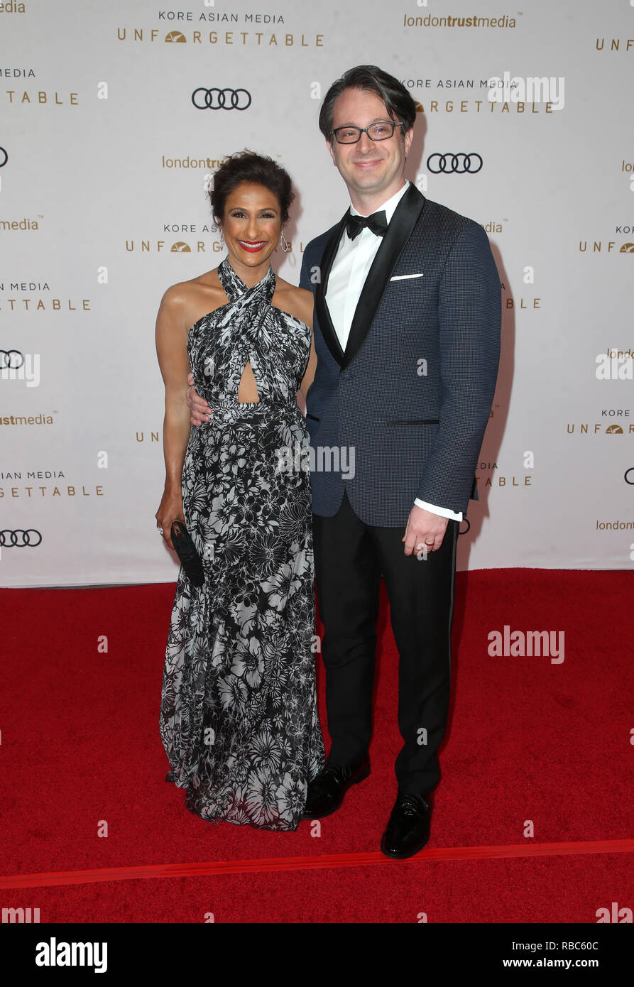 Unforgettable Gala 2018 Featuring: Sarayu Blue, Jonathan Blue Where