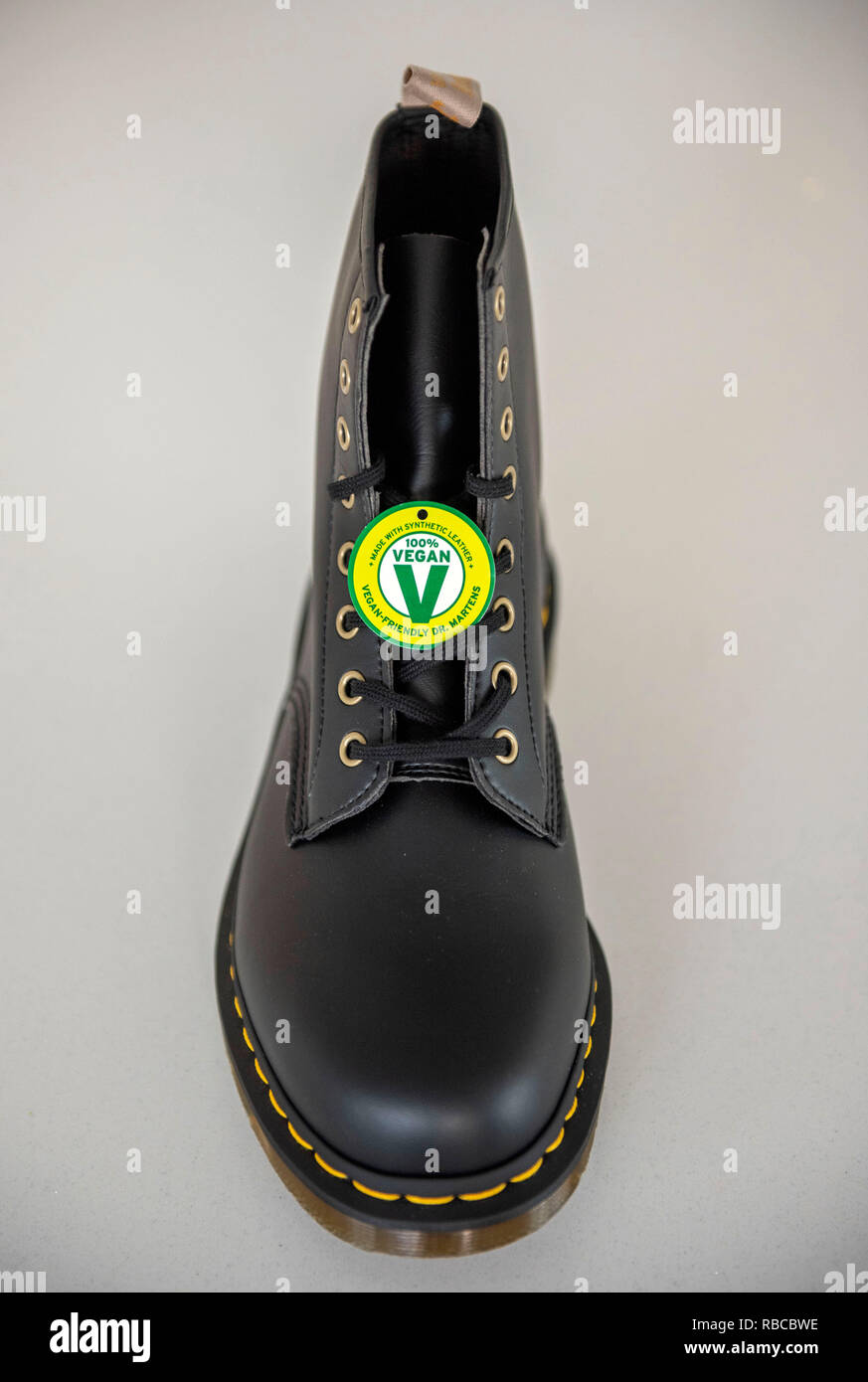 vegan dr martens sizing
