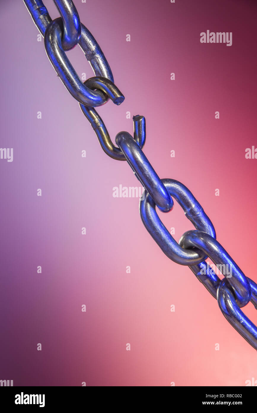 Weak Link in a Chain Stock Photo - Alamy