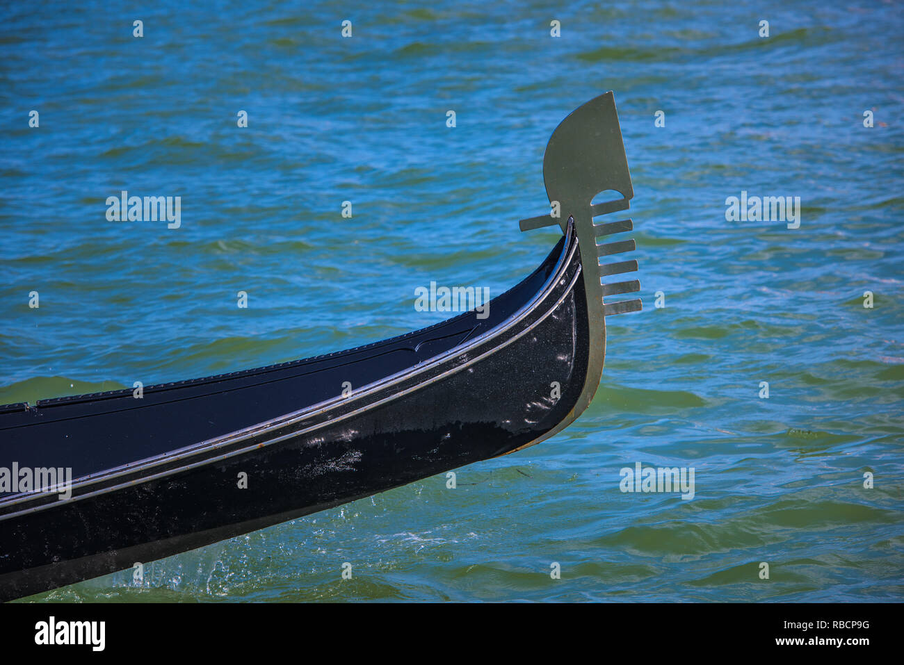 Gondol in venice hi-res stock photography and images - Alamy