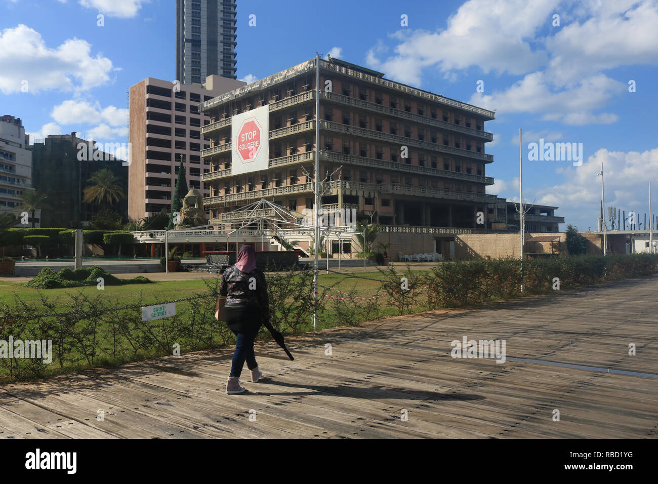 Beirut, Lebanon. 9th Jan, 2019. Saint George Hotel a landmark building which was severely damaged during the Lebanese civil war whose renovation is being prevented due an ongoing disagreement between Solidere a Real Estate Holding company founded by Rafic Hariri and the owner of the Hotel Fadi El Khoury Credit: amer ghazzal/Alamy Live News Stock Photo