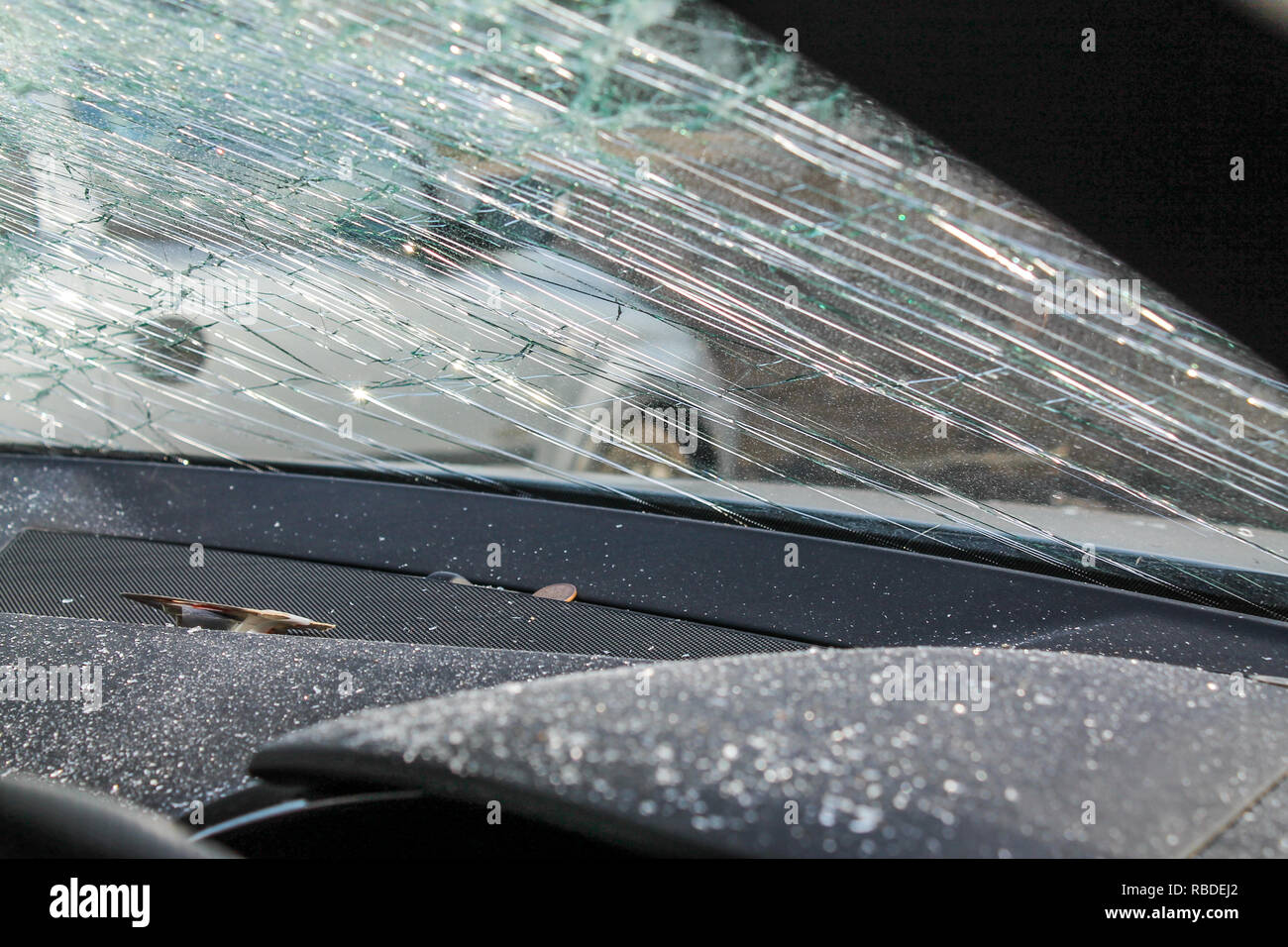 Car Crash; Smashed Windscreen / Roof Damage / Bodywork Damage / Wing