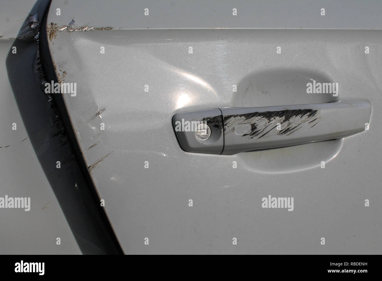 Car Crash; Smashed Windscreen / Roof Damage / Bodywork Damage / Wing