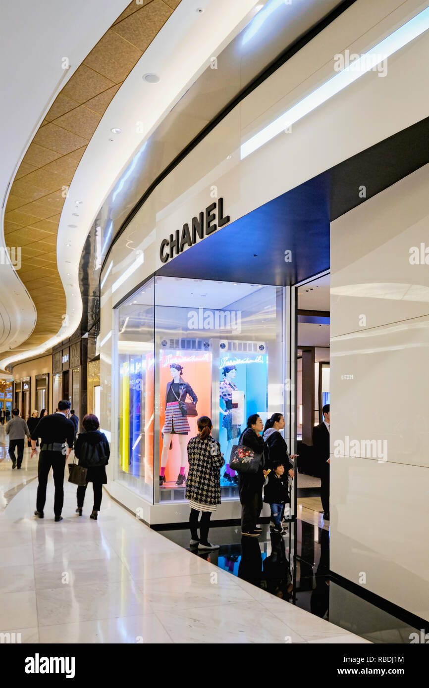 Chanel mall hi-res stock photography and images - Alamy
