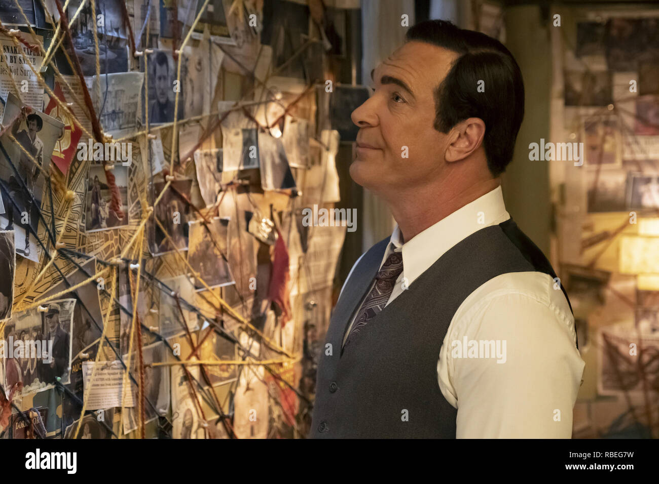Patrick Warburton, 'A Series Of Unfortunate Events' Season 3 (2018) Credit: Netflix / The Hollywood Archive Stock Photo