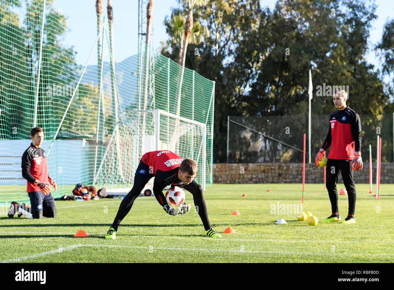 goalkeeper training ball