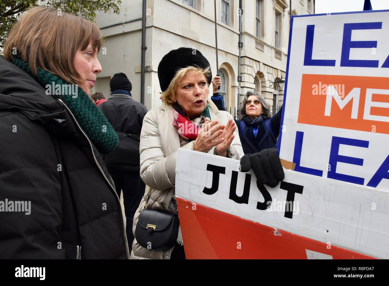 Westminster, London, UK. 10th Jan 2019. Anna Soubry Conservative MP (pictured with Labour MP Jess Phillips)met peaceful Pro and Anti Brexit Protesters and resssured them that she had no issues with them, College Green, Westminster, London.UK Credit: michael melia/Alamy Live News Stock Photo