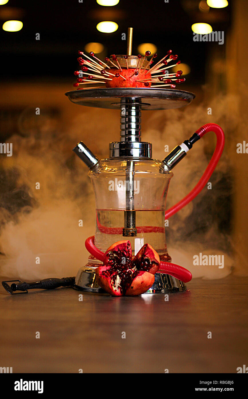 Hookah fruit and smoke Stock Photo Alamy