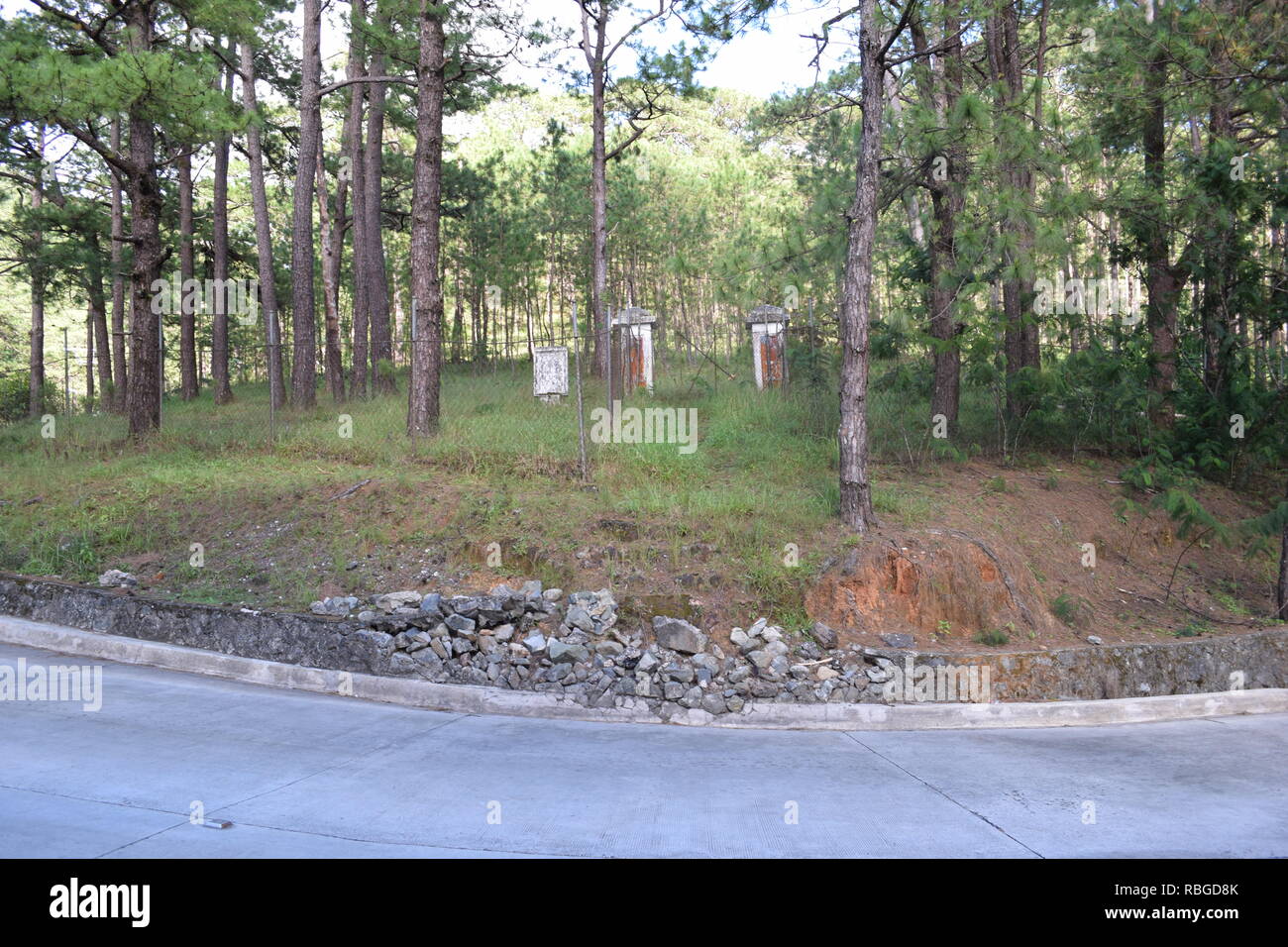 The 1st. Phil-Am, Veterans Cemetery is the final resting place for military and civilian victims of foreign wars and lay embedded in the Camp John Hay Stock Photo