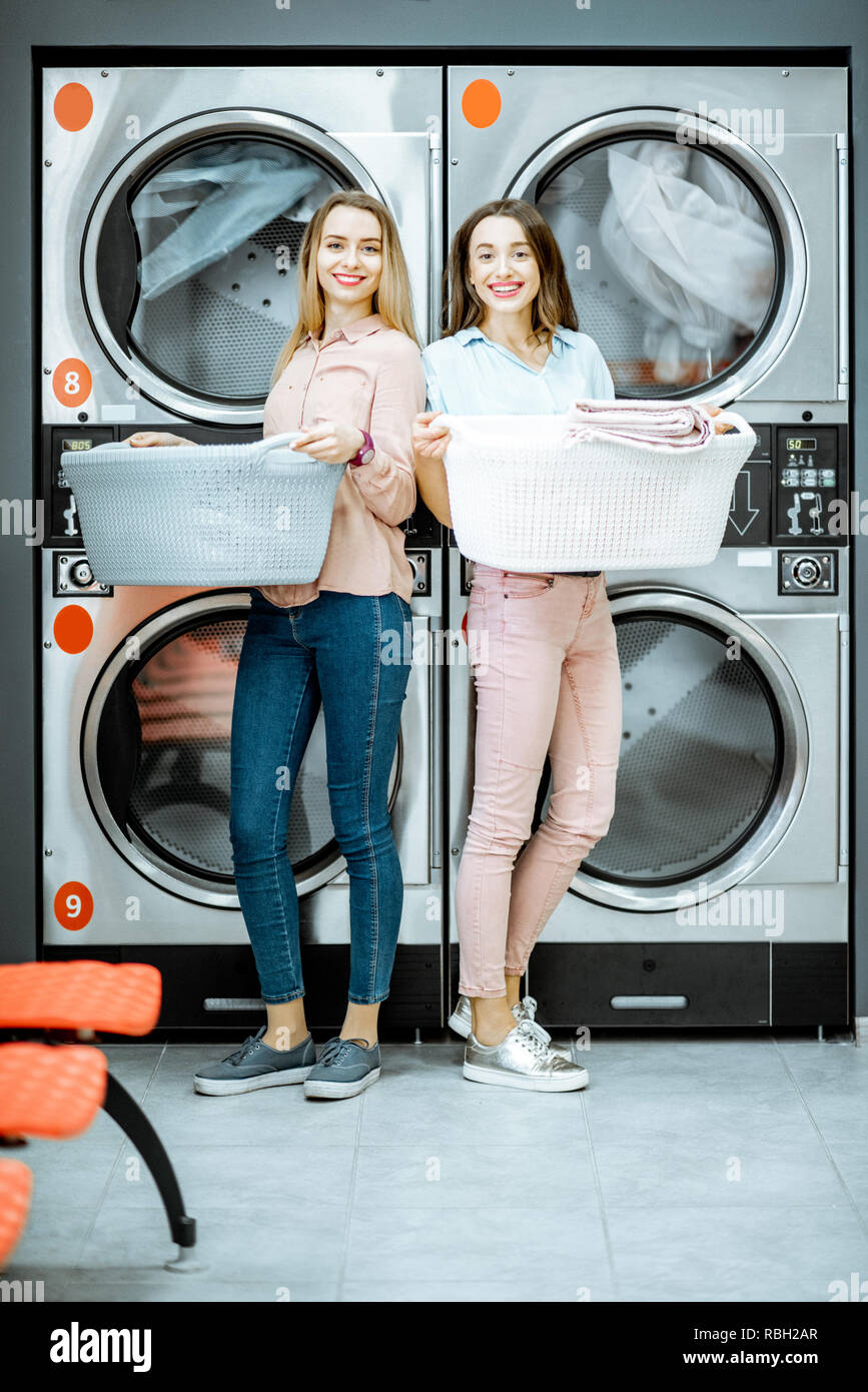 Laundromat dryer hires stock photography and images Alamy