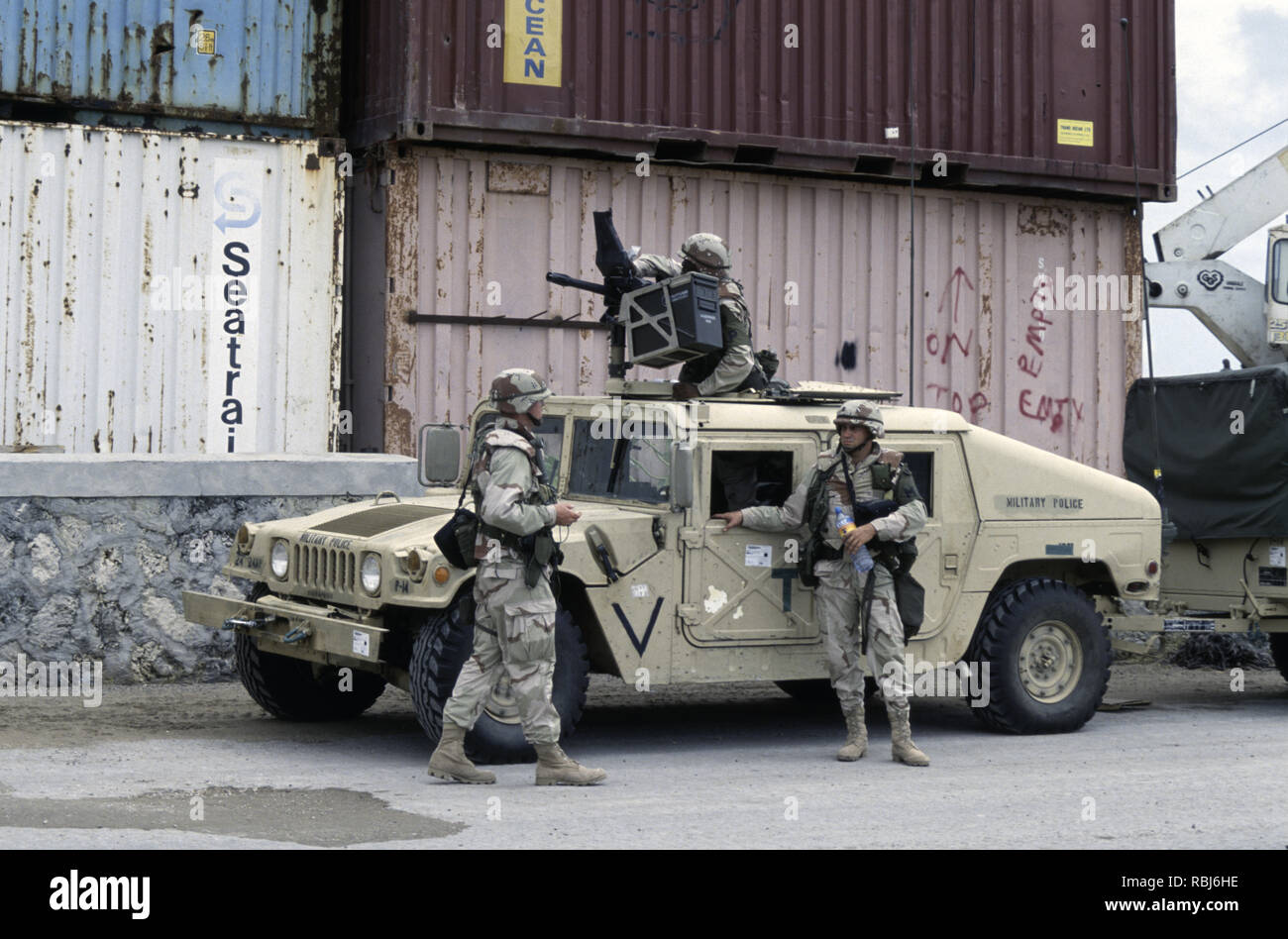 10th October 1993 U.S. Army military police with their Humvee at Mogadishu Airport in Somalia. Stock Photo