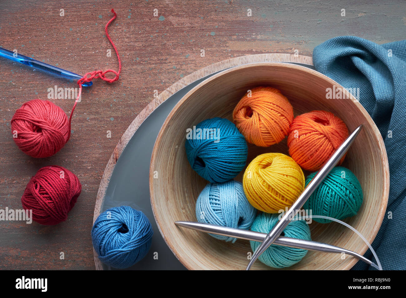 Orange yarn hi-res stock photography and images - Alamy