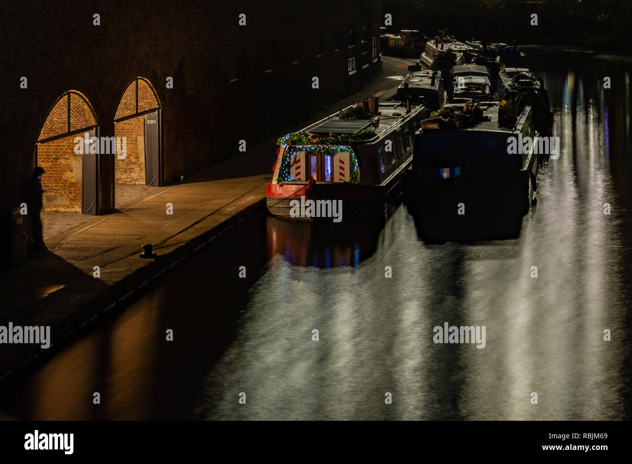 Canal boats on London's Regent canal Stock Photo Alamy