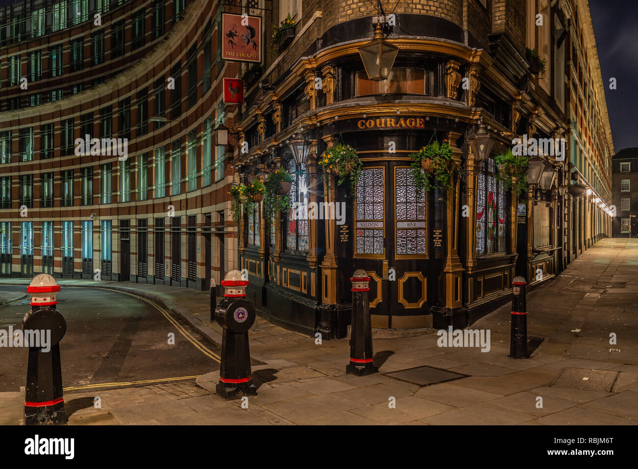 The Cockpit pub in St Andrew's Hill in the City of London Stock Photo