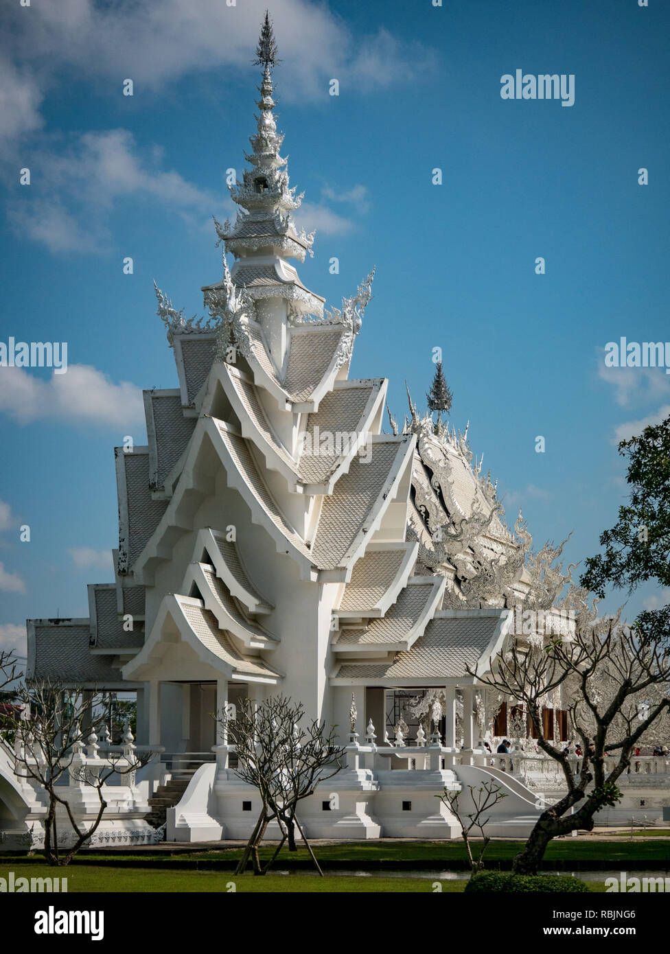 Wat Rong Khun - White Temple in Chiang Rai, Thailand Stock Photo - Alamy