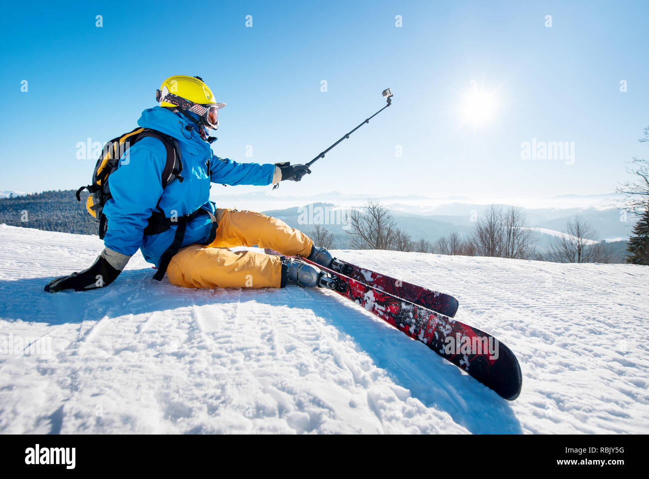 Giv rettigheder Berolige skrubbe Selfie stick extreme sport hi-res stock photography and images - Alamy