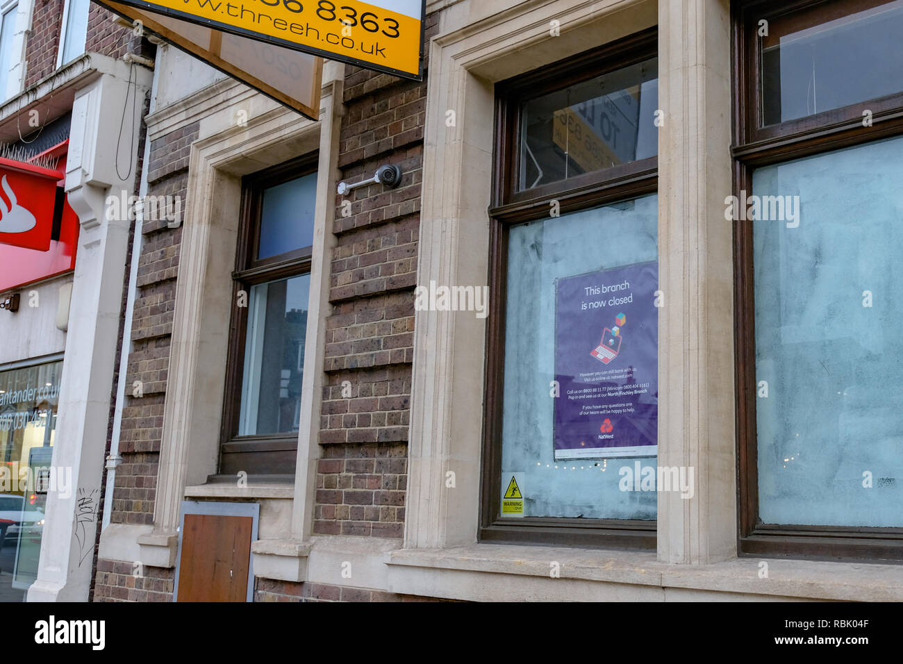 A sign in the window of a Natwest bank branch announces that it has closed.  A 2018 report said 60 bank branches are closing each month in the UK Stock  Photo - Alamy