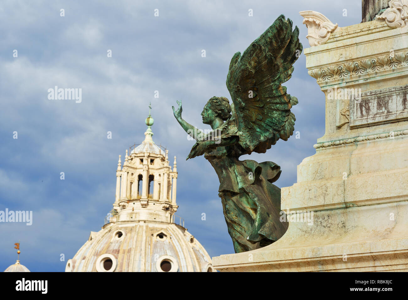 Winged victory bronze statue hires stock photography and images Alamy
