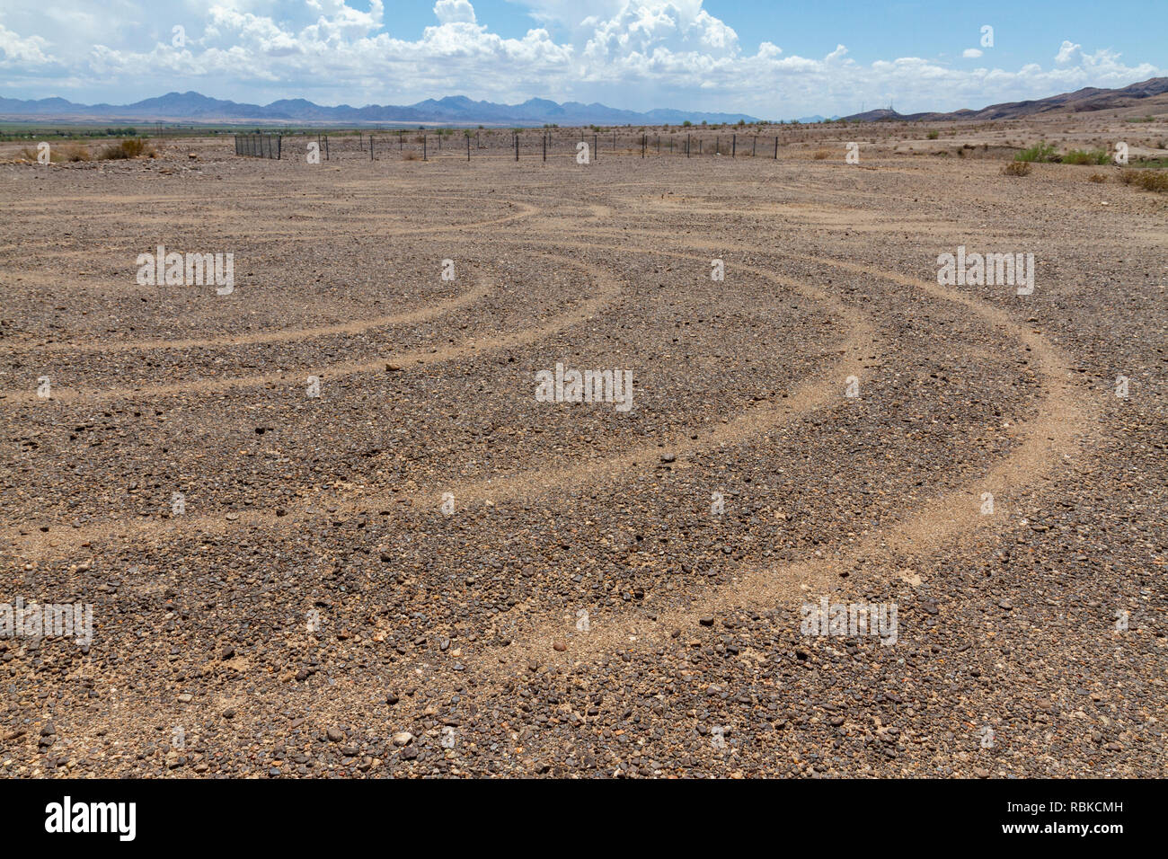 The 'crown' of a human figure (? see add. info), part of the Blythe Intaglios, near Blythe, CA, USA. Stock Photo