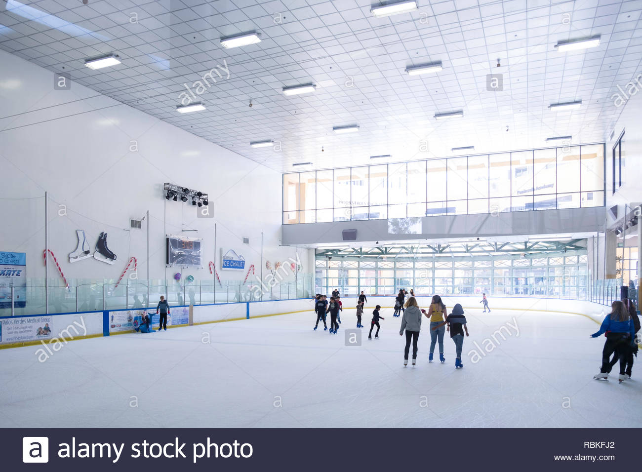 Skating Rink Indoor Usa High Resolution Stock Photography and Images Alamy