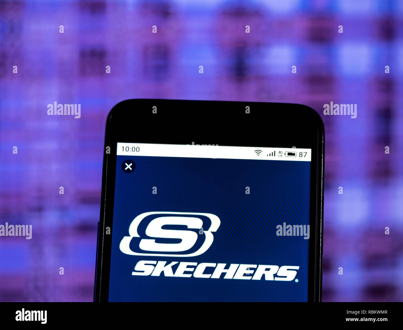 Skechers logo hi-res stock photography and - Alamy