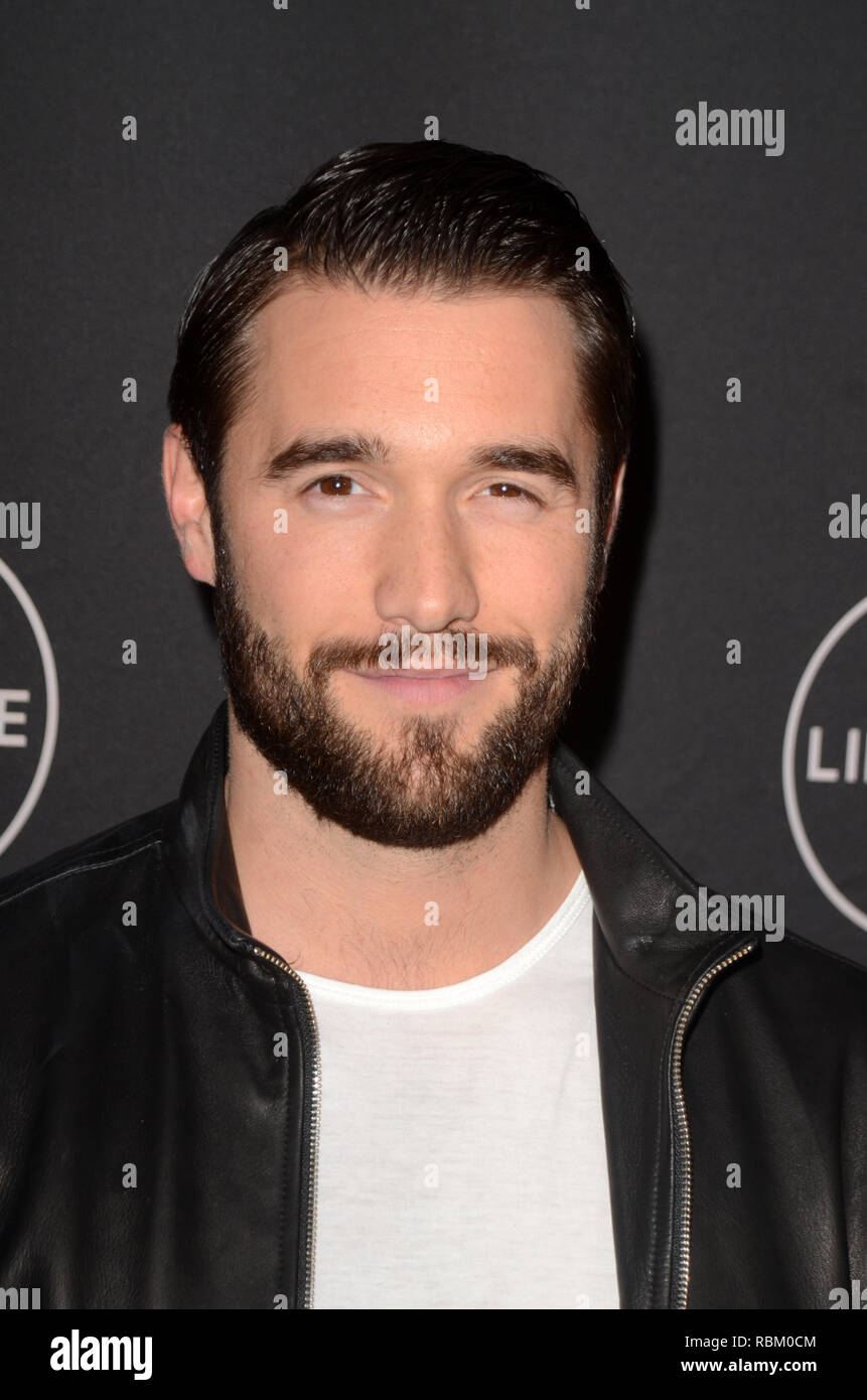 Josh bowman hi-res stock photography and images - Alamy