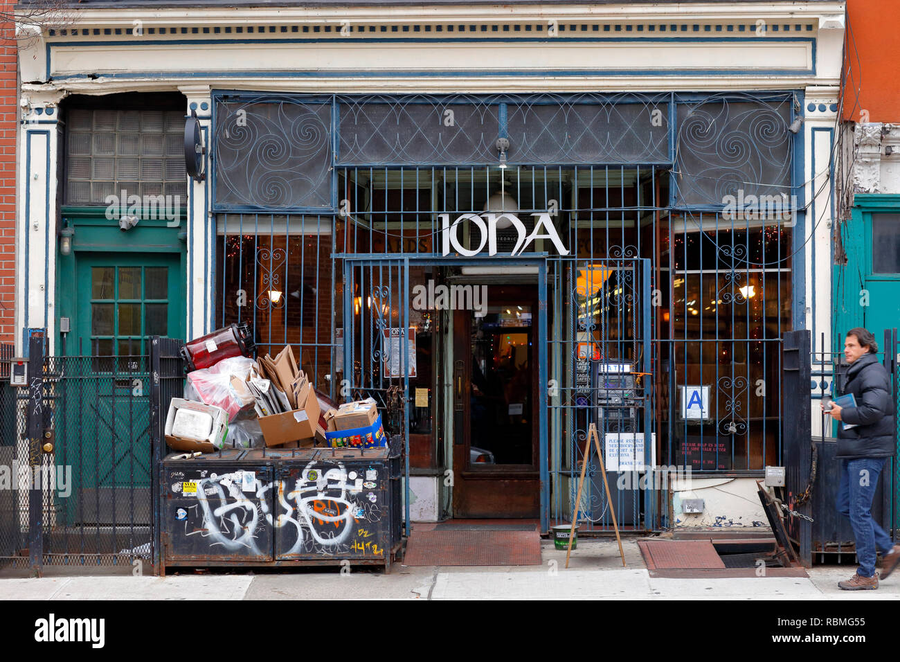 Iona, 180 Grand Street, Brooklyn, New York. NYC storefront photo of a