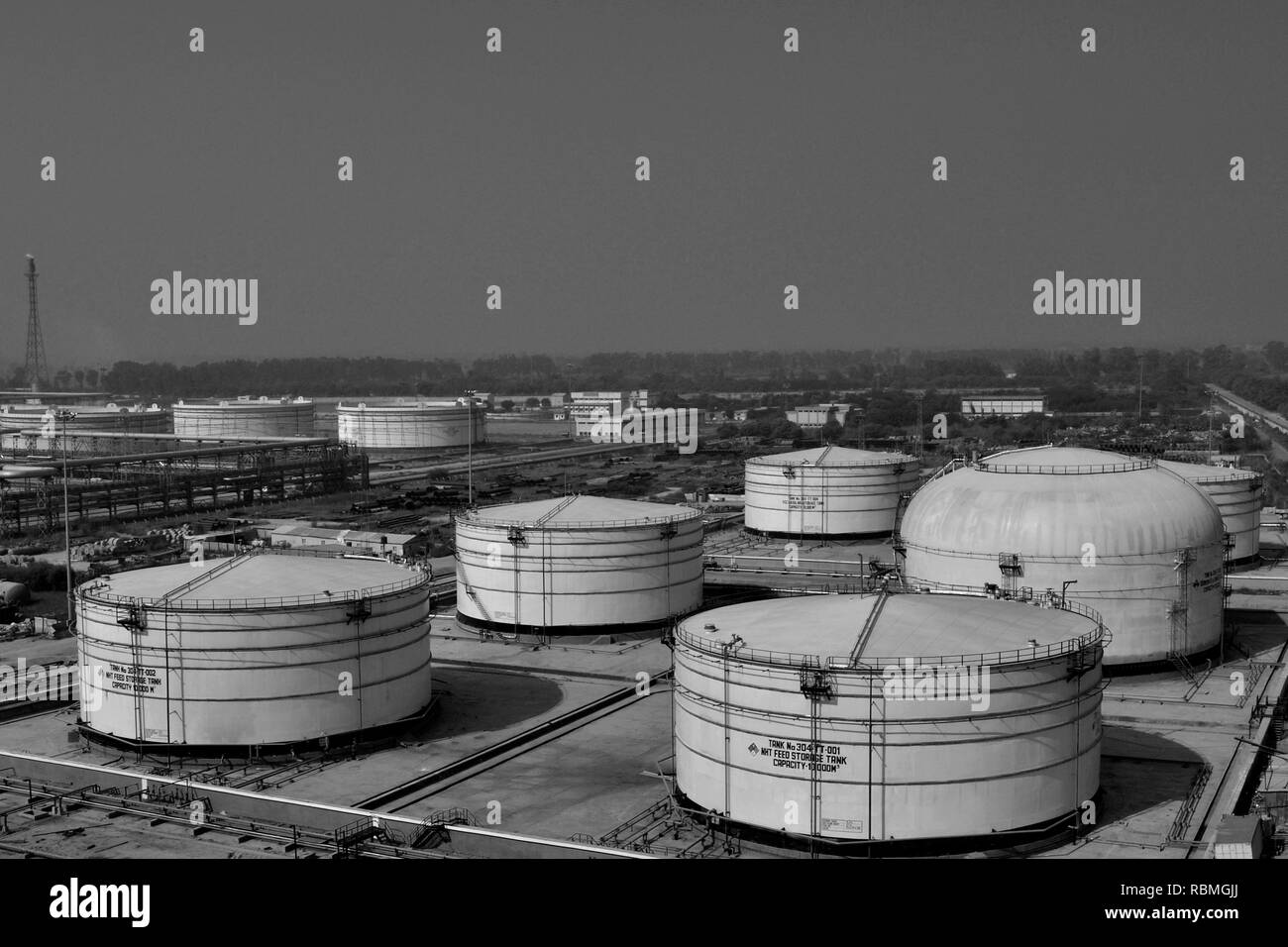 Oil india refinery Black and White Stock Photos & Images Alamy