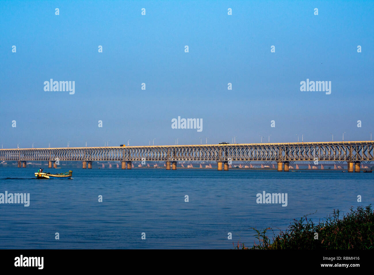 Godavari river bridge, Rajahmundry, Andhra Pradesh, India, Asia Stock Photo