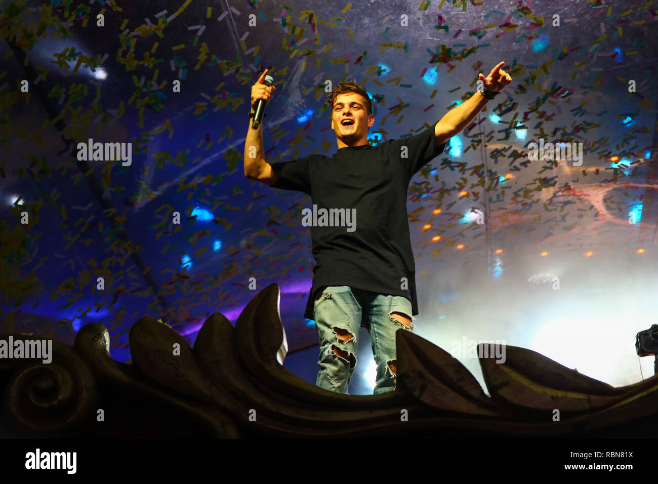 dutch superstar dj martin garrix performing at tomorrowland dance music