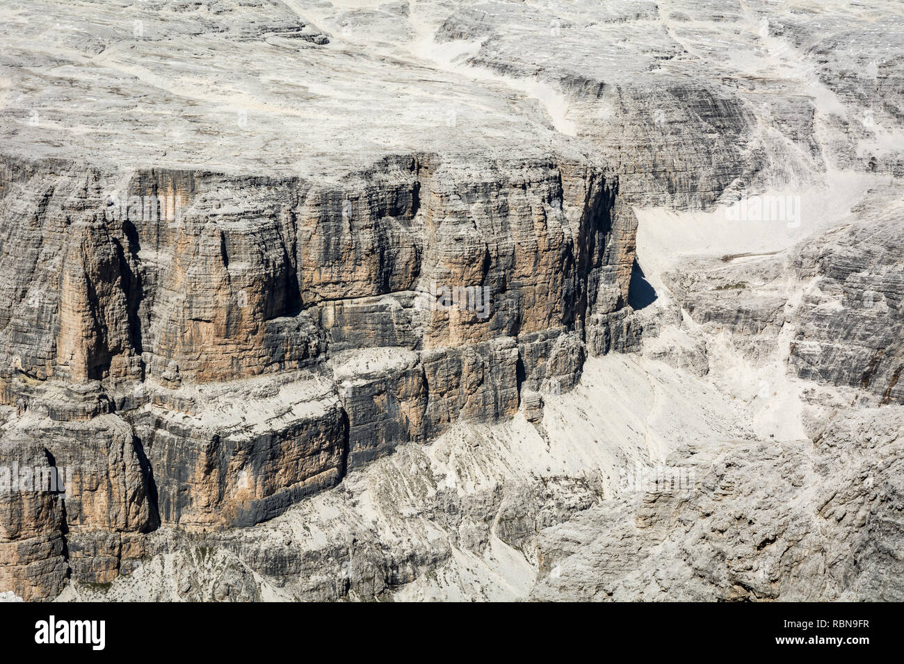 Rock dolomite hi-res stock photography and images - Alamy