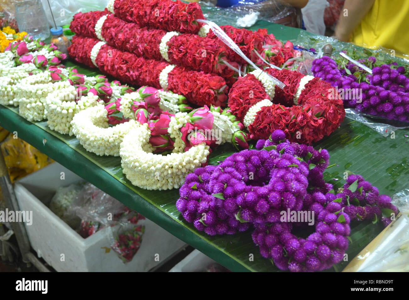 Flowers in flower market of Bangkok Stock Photo Alamy
