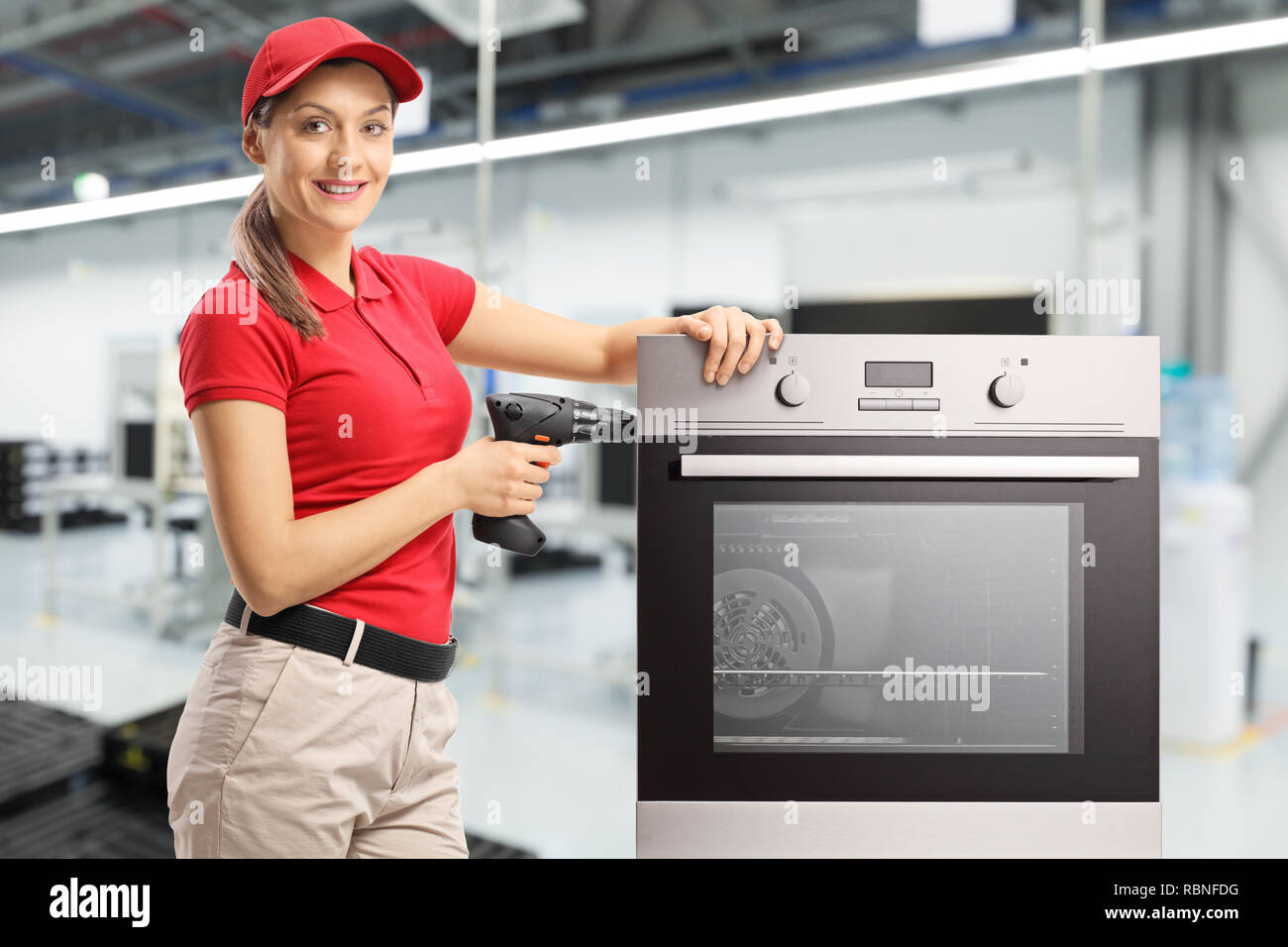 Appliance repair woman hires stock photography and images Alamy