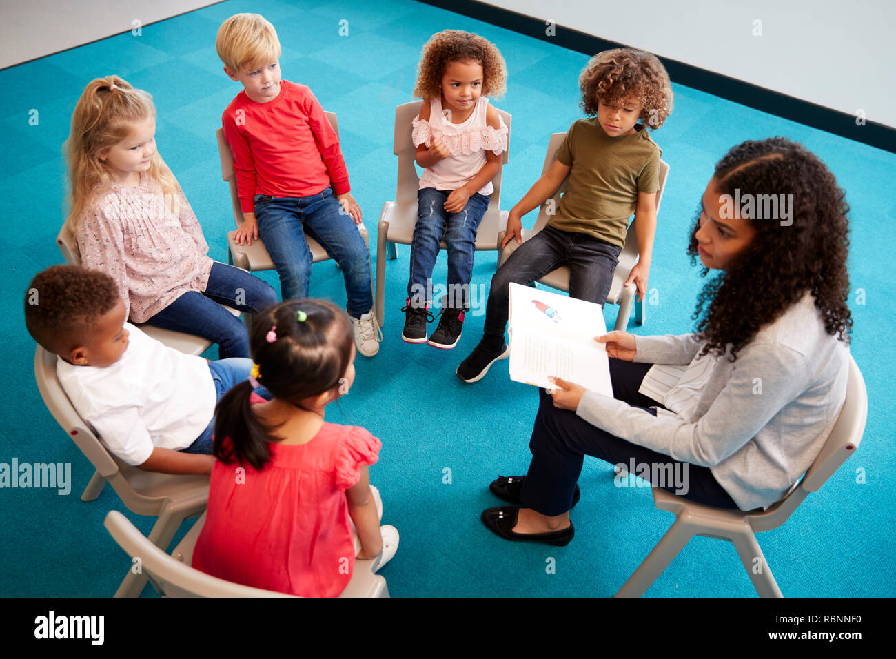 School chairs hi-res stock photography and images - Alamy