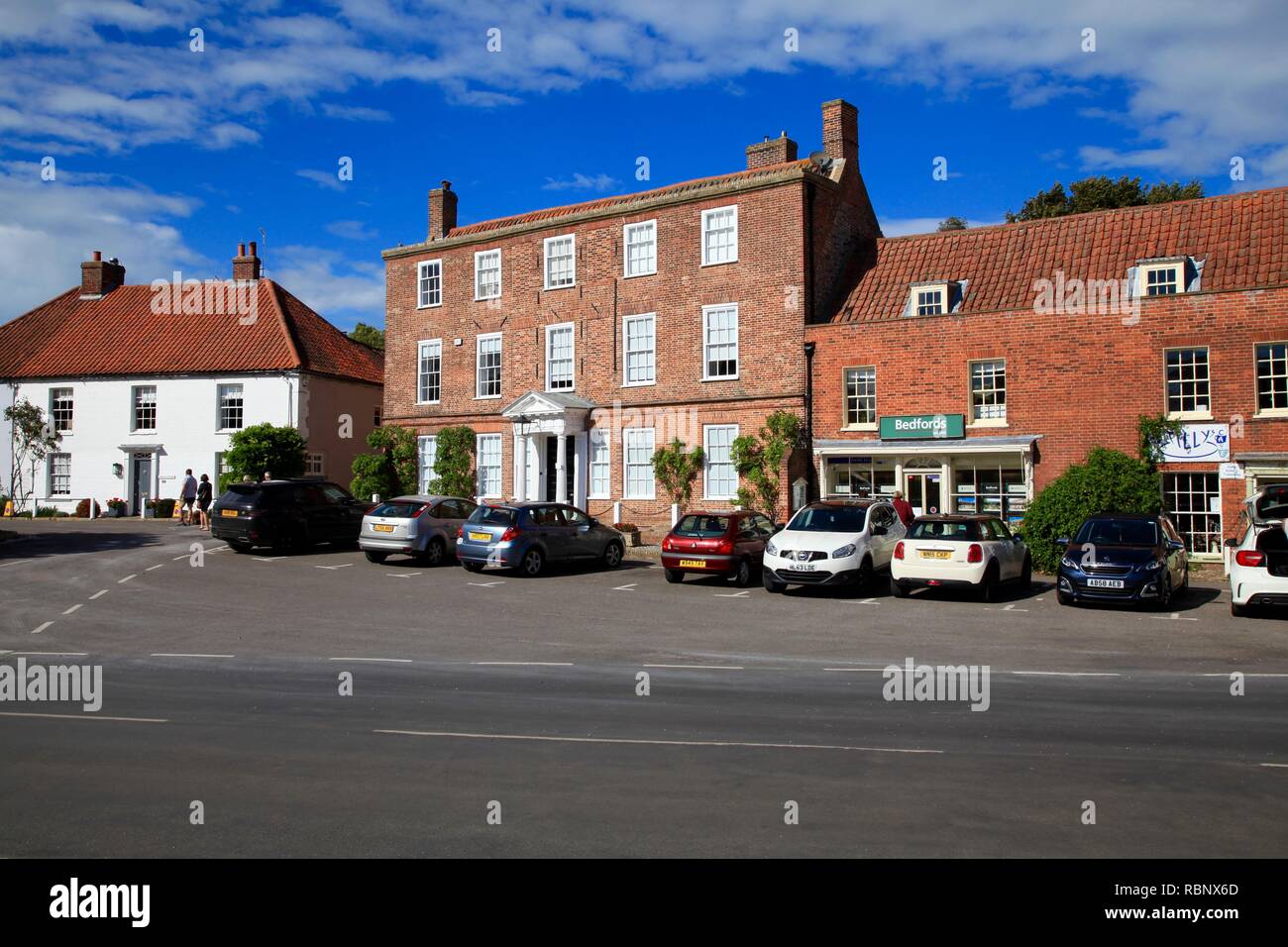 Shops in burnham market hires stock photography and images Alamy
