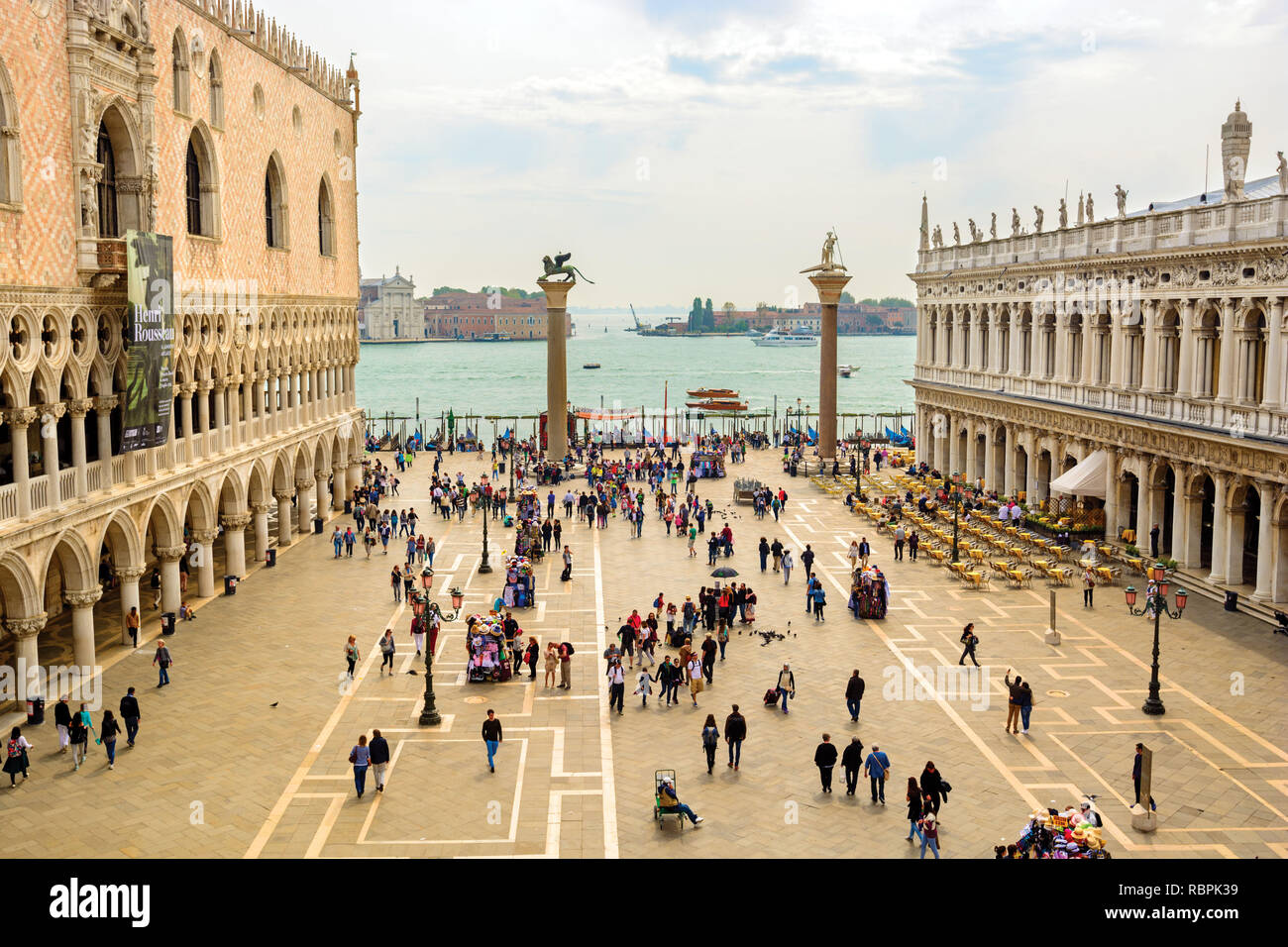 Saint mark square hi-res stock photography and images - Alamy