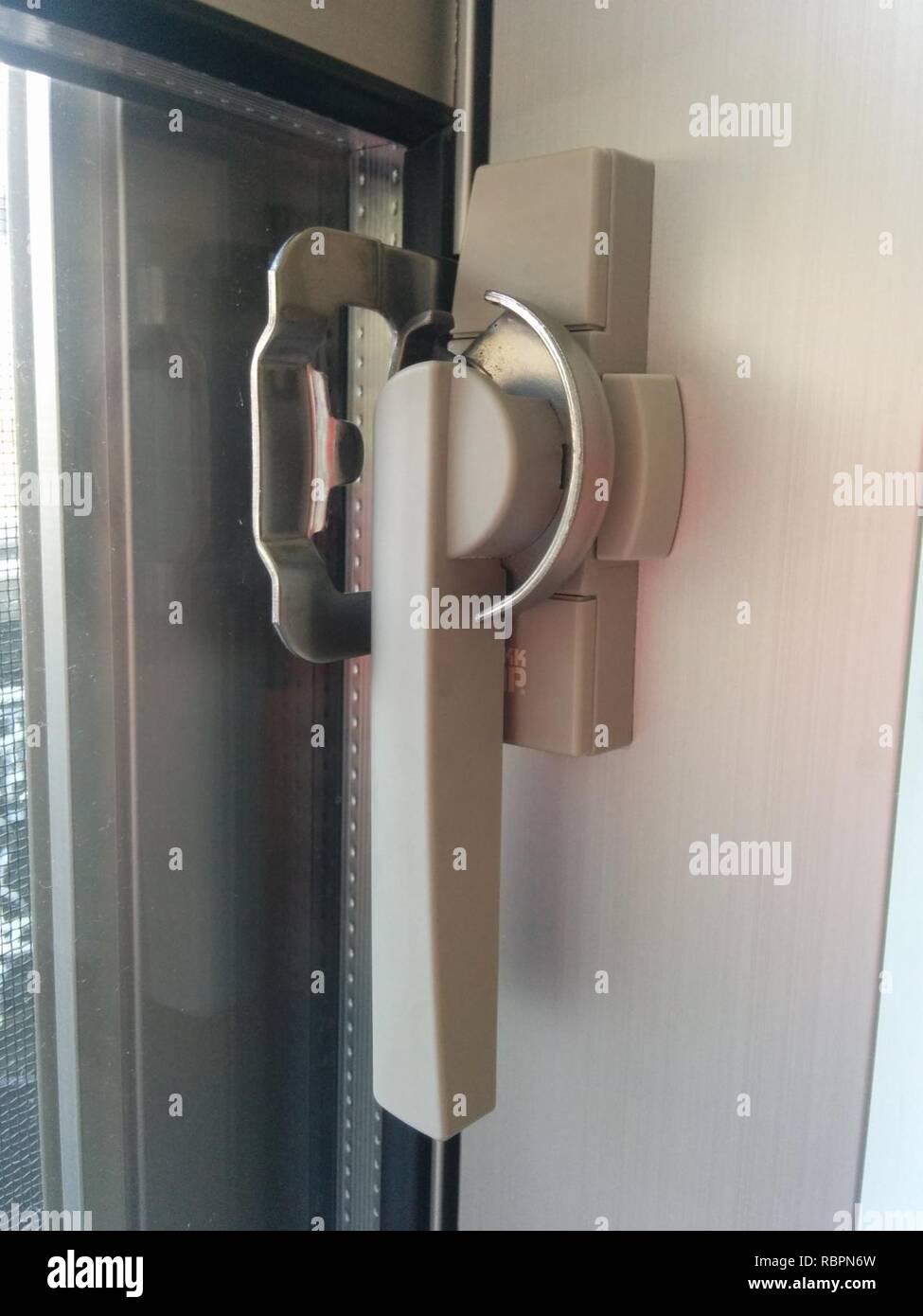 Ykk Ap Lock On A Japanese Balcony Door Showing All Positions 4