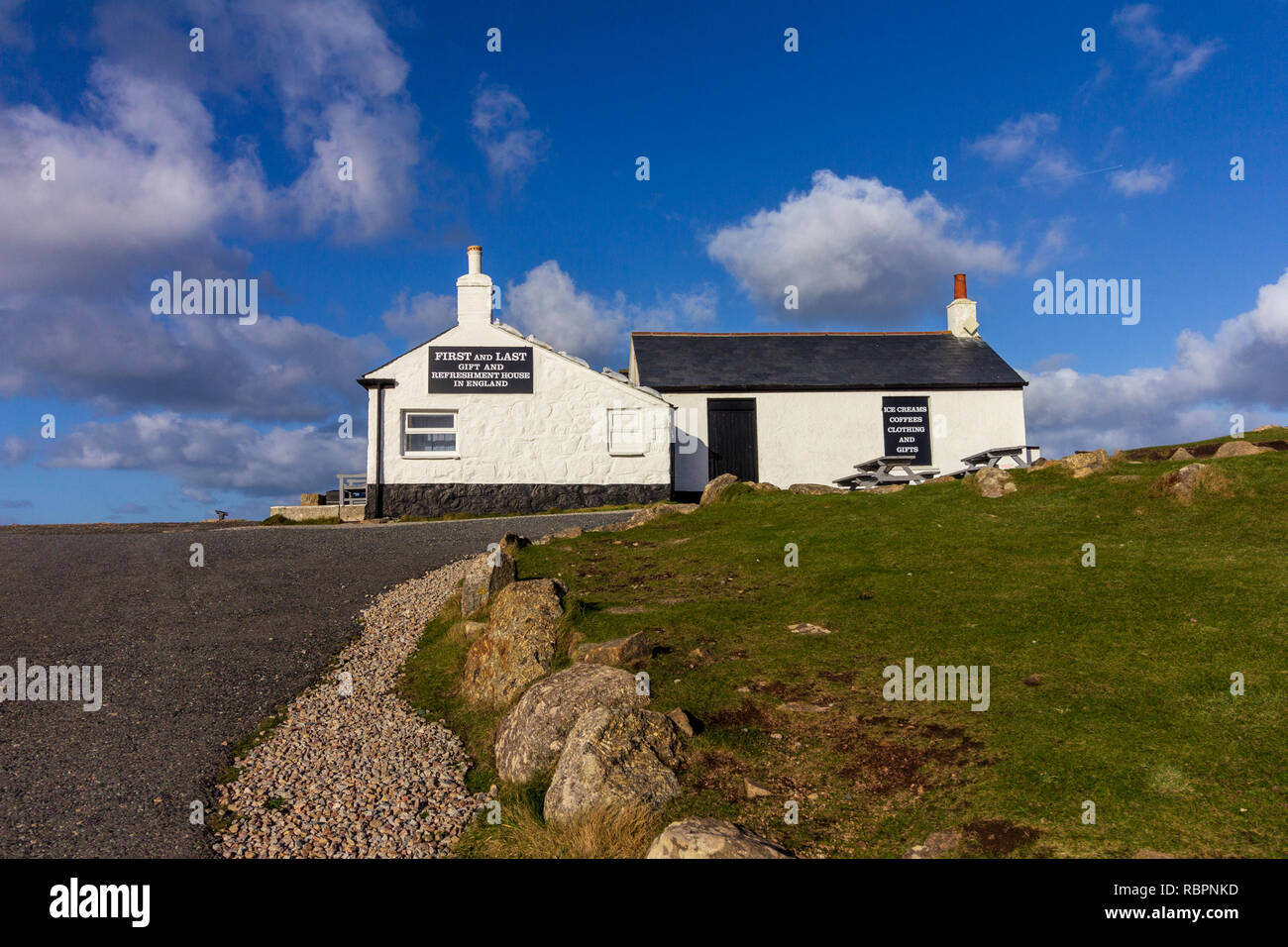 Historic house blue sky clouds hi-res stock photography and images - Alamy